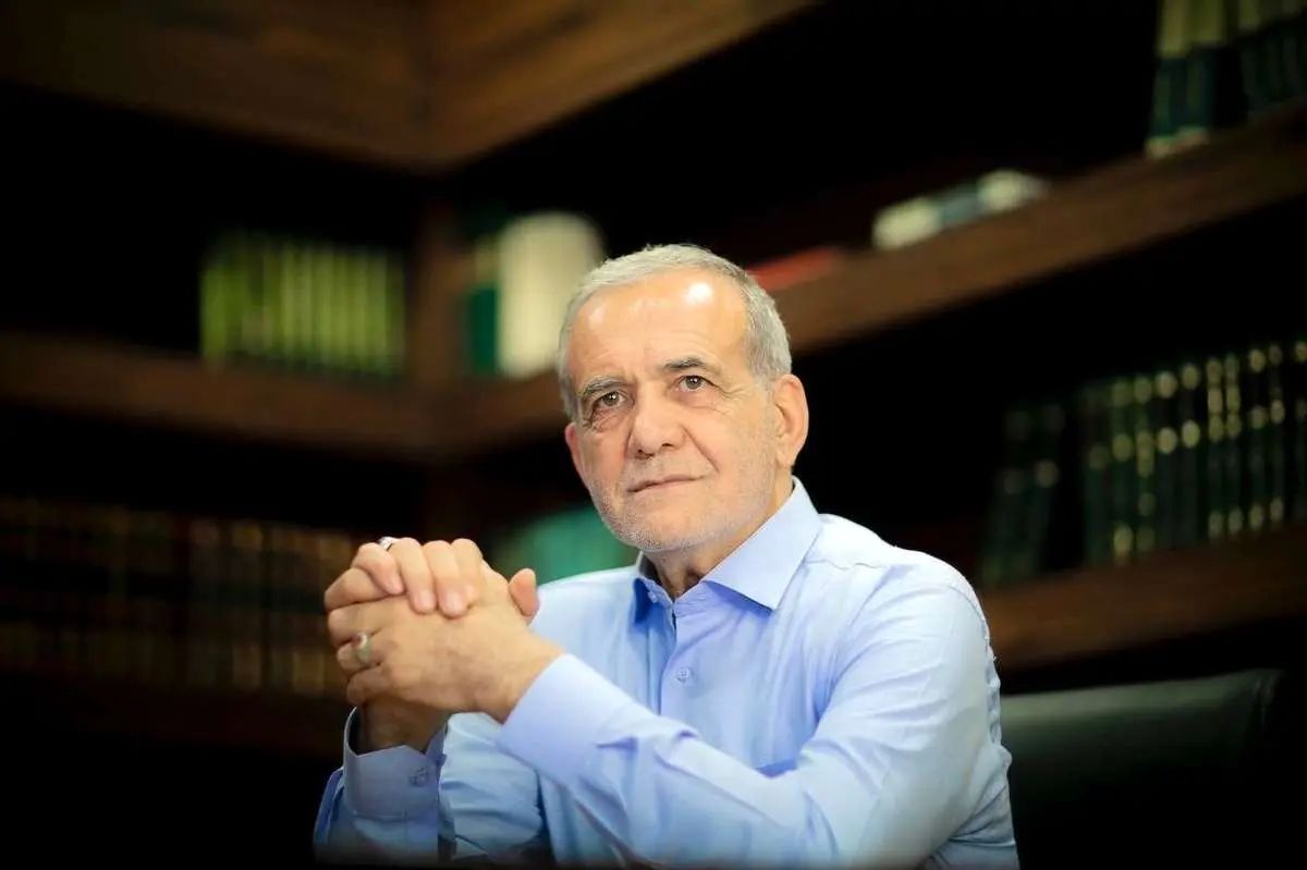پزشکیان باید چه زمانی استعفا دهد؟