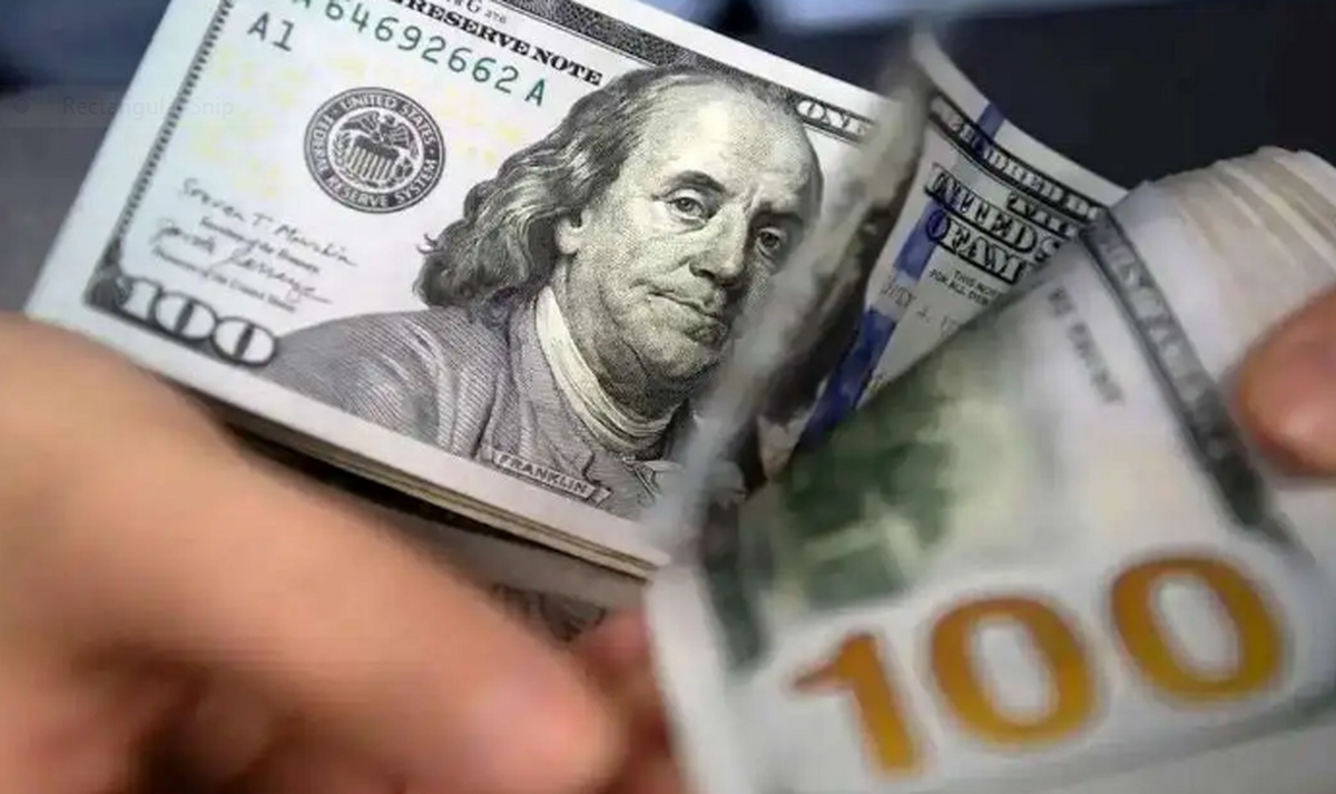 پیش بینی قیمت دلار ۱۸ تیر ۱۴۰۳؛ ثبات نرخ ارز در سایه خوشبینی معاملهگران