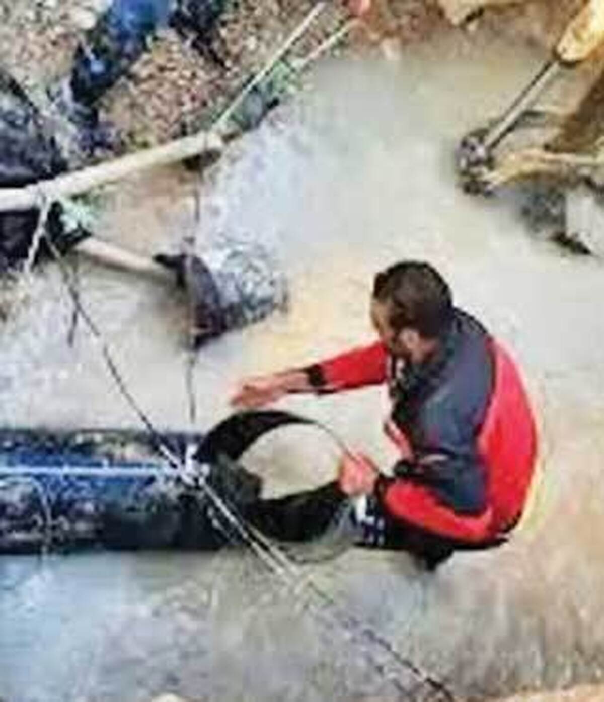 مطالبات كارگران پيمانكاري آبفاي رودبار پرداخت نشد