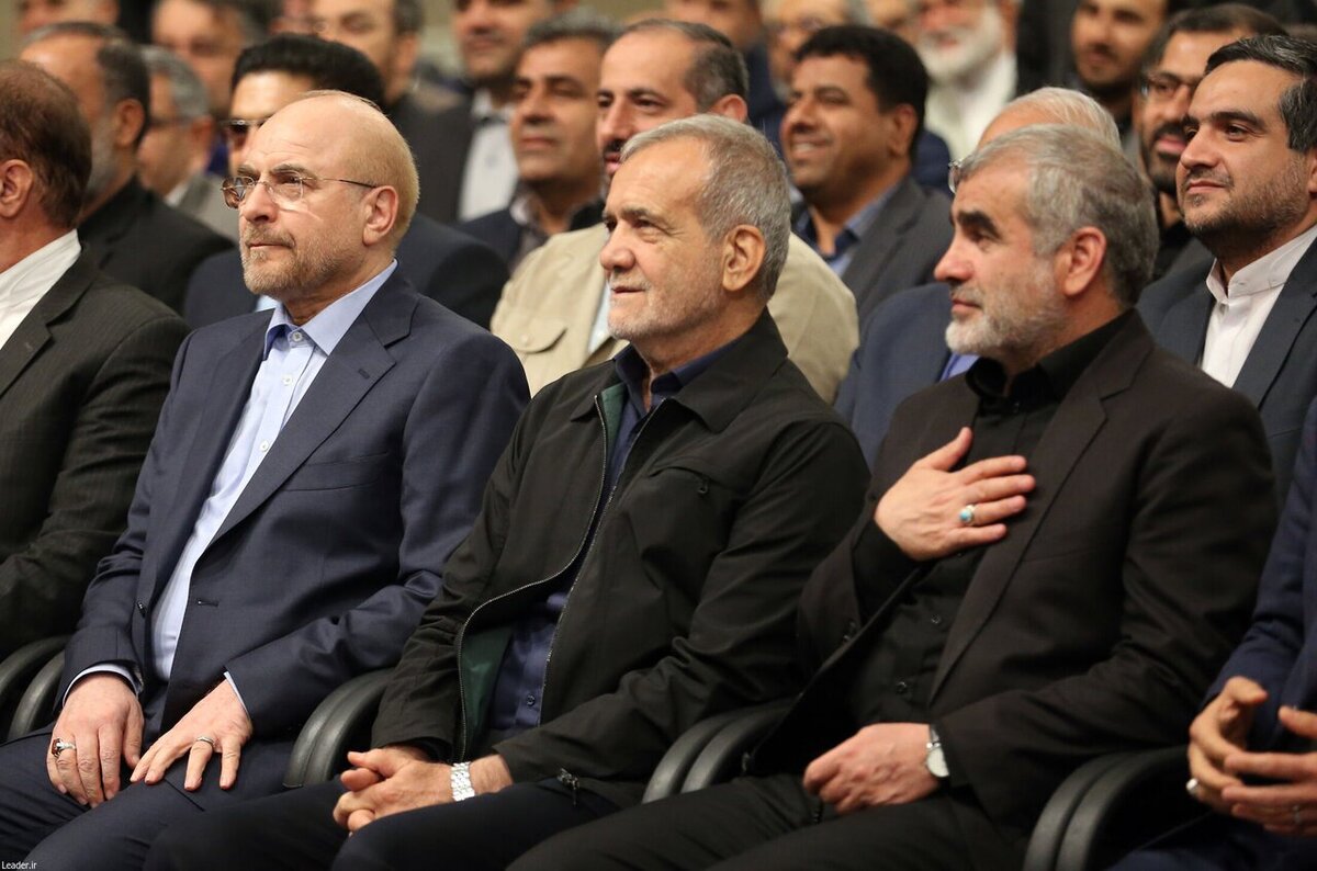 شوخی جالب رهبر انقلاب با مسعود پزشکیان
