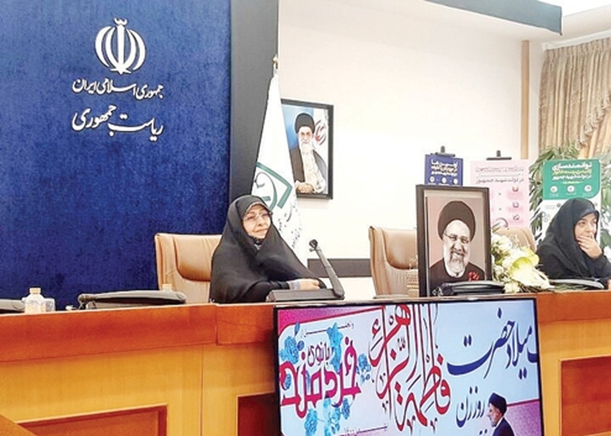حضور زنان در دستگاه‌ها بايد از حالت تشريفاتي خارج شود