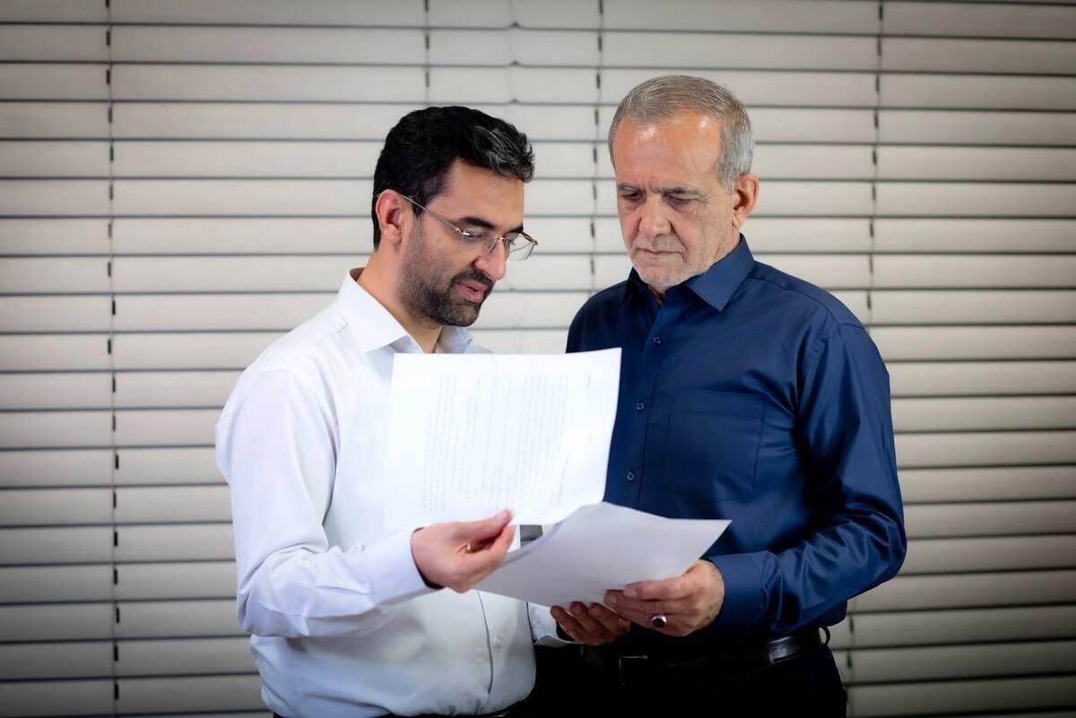 طعنه سنگین آذری جهرمی به پیرمردان پرحاشیه سیاست ایران