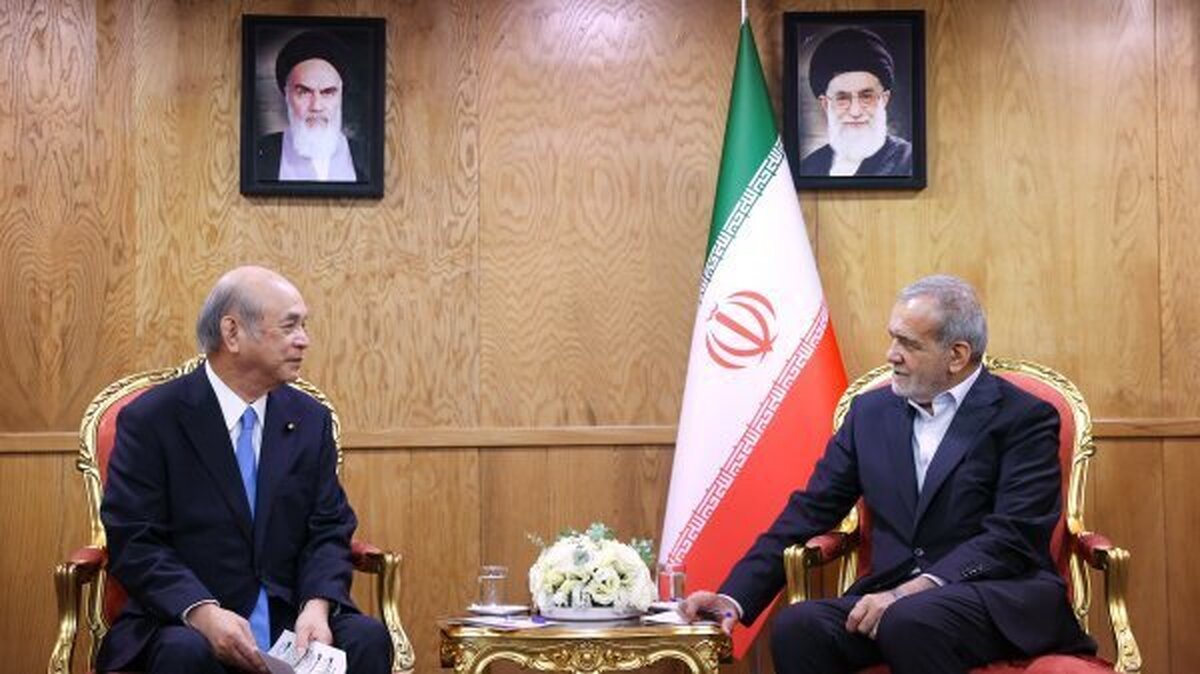 پزشکیان: اجازه ندهیم مشکلاتی که به واسطه اقدامات برخی قدرتهای خارجی ایجاد شده، تداوم یابد