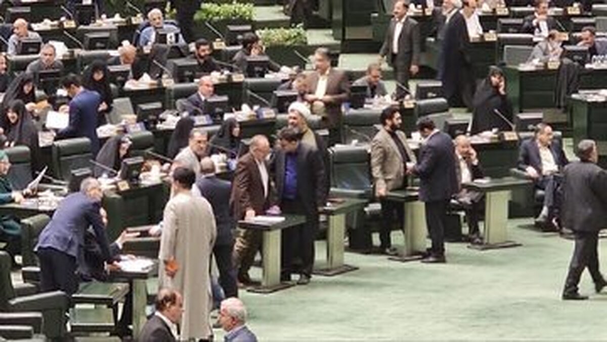 جلسات بررسی صلاحیت وزرا چند روز طول می کشد؟