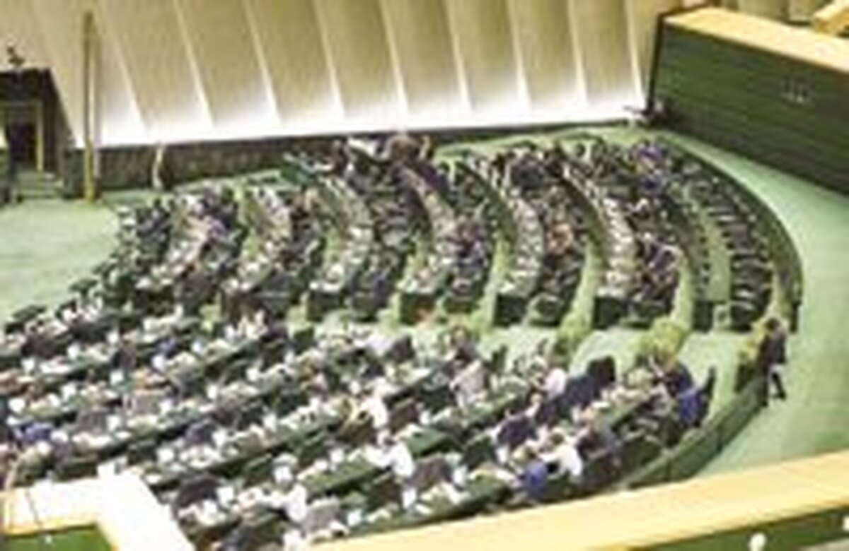 آغاز ماراتن بررسي صلاحيت وزراي  پيشنهادي در بهارستان