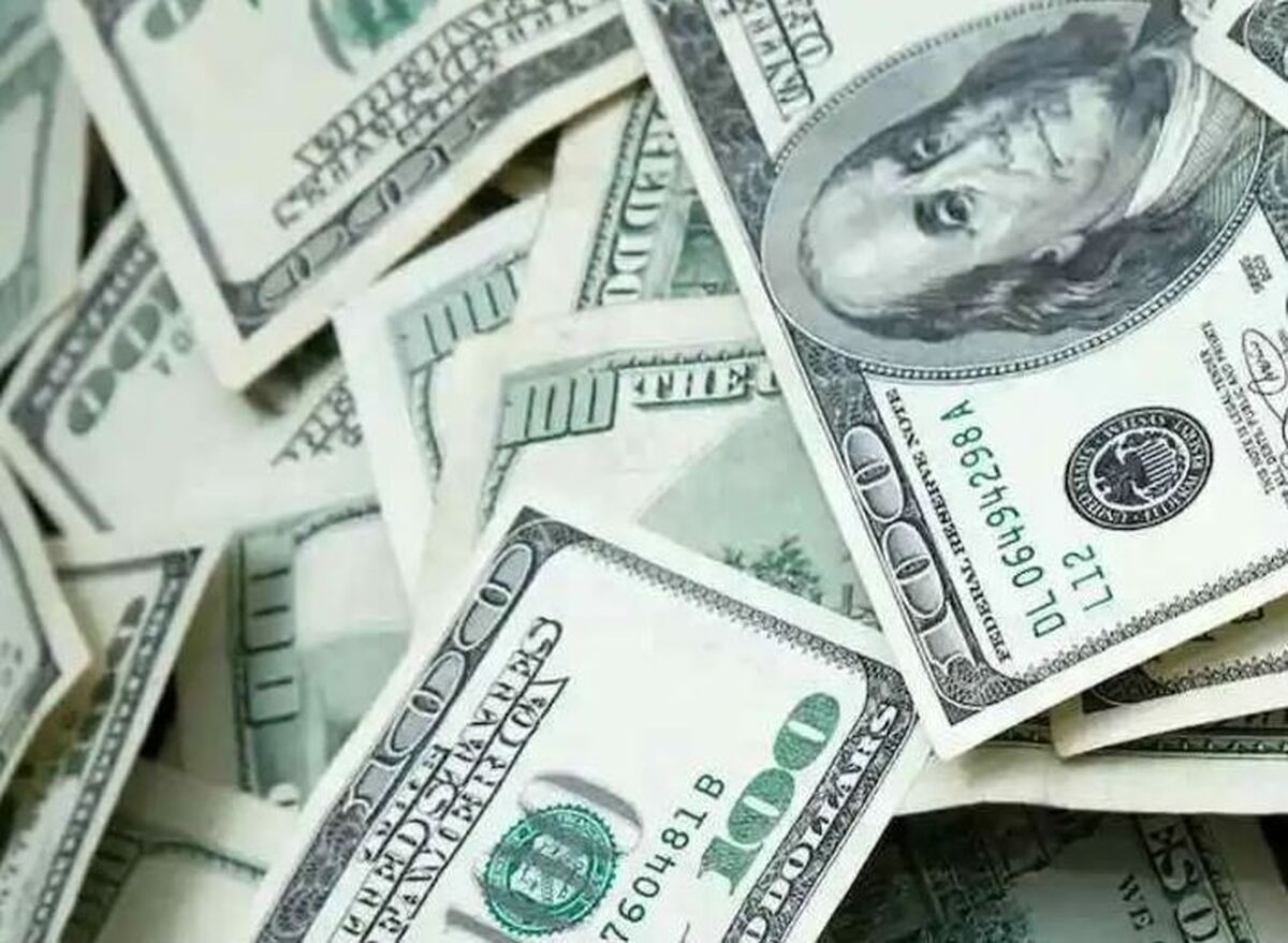 پیش بینی قیمت دلار ۴ مرداد ۱۴۰۳؛ دماسنج دلار با تب تقاضا داغ شد