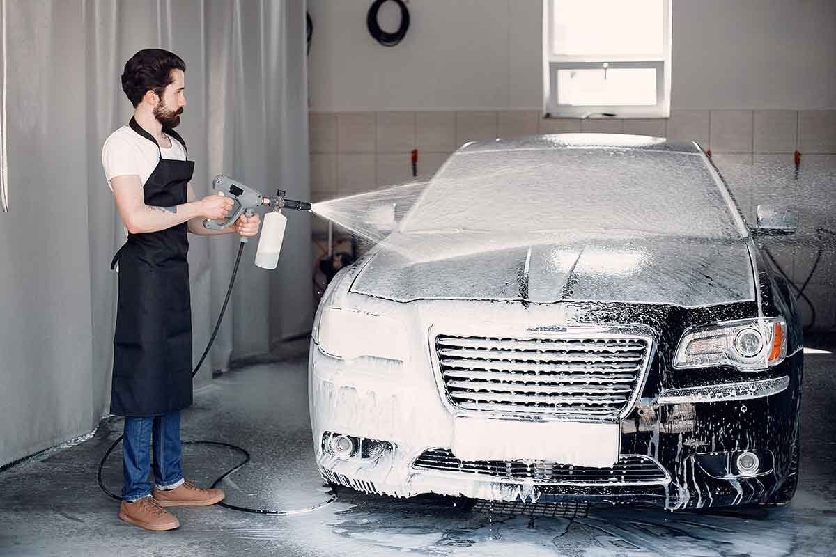 کاسبی حسابی کارواش های سیار؛ هر خودرو ۲۶۰ هزار تومان!