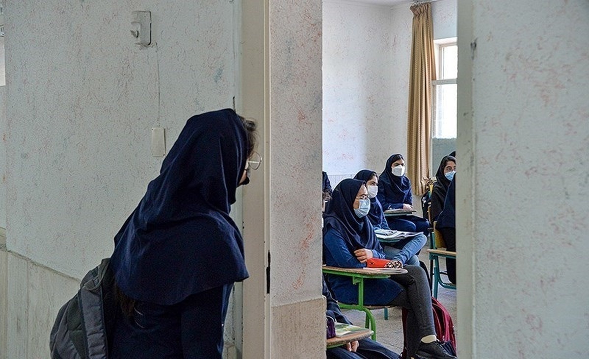 برخی مدارس از دانشآموزان با نمرات ضعیف ثبتنام نمیکنند