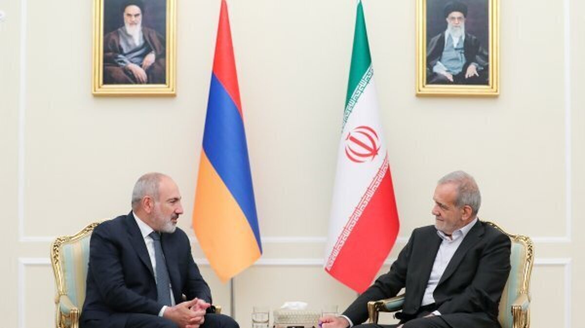 تقویت روابط با همسایگان از اولویتهای سیاست خارجی ایران است