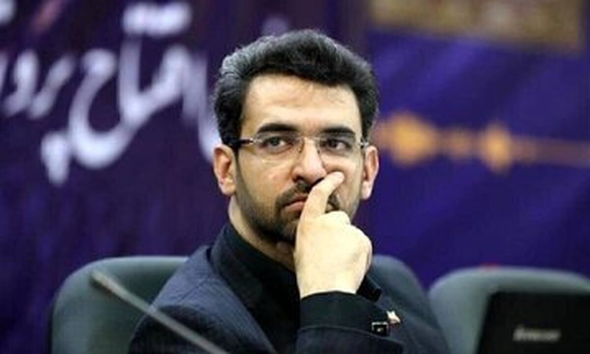واکنش متفاوت آذری جهرمی به حضور پسر عارف در یک جلسه دولتی واکنش متفاوت آذری جهرمی به حضور پسر عارف در یک جلسه دولتی