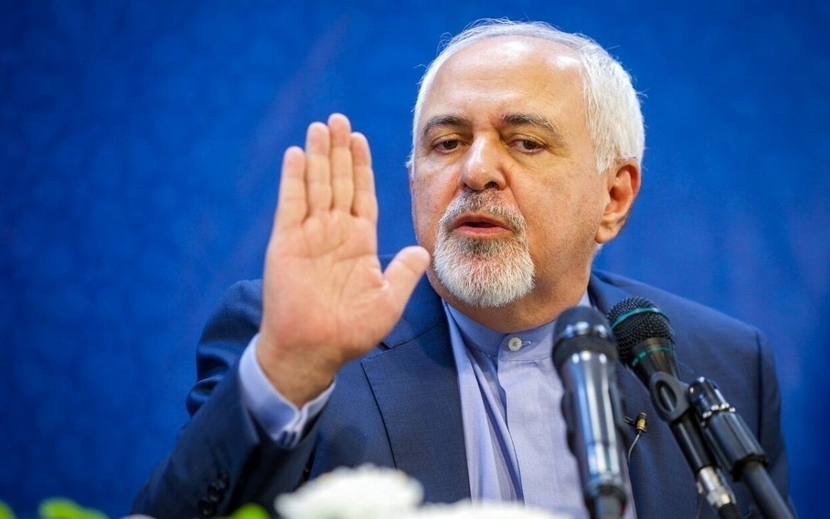 هم غرب گرایی بد است و هم غرب ستیزی