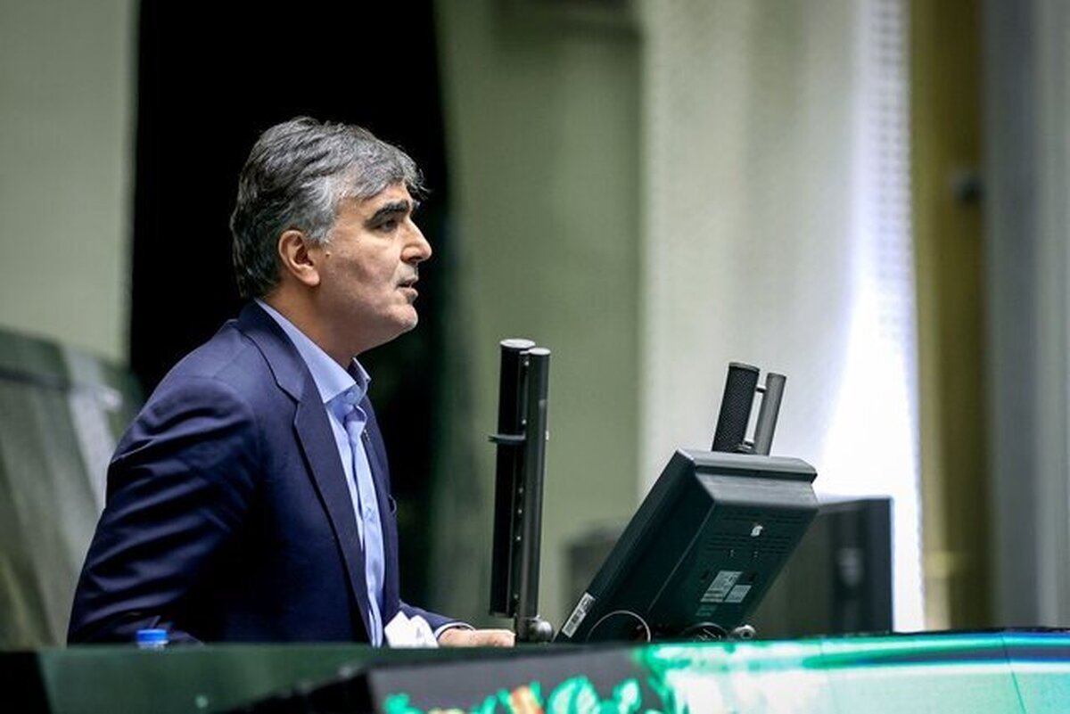 فرزین: سیاستهای ارزی بانک مرکزی توانسته تورم تولید کننده را کاهش دهد فرزین: سیاستهای ارزی بانک مرکزی توانسته تورم تولید کننده را کاهش دهد