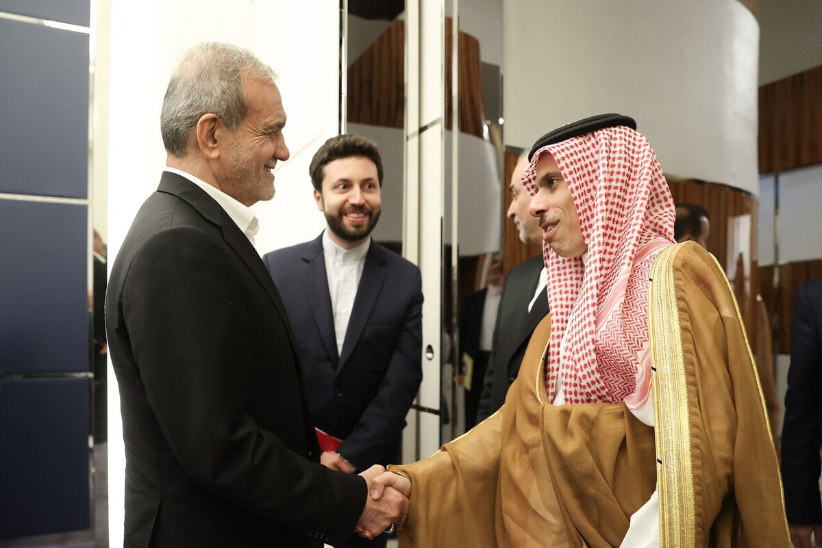پزشکیان: بر کنار گذاشتن اختلافات با عربستان تاکید داریم پزشکیان: بر کنار گذاشتن اختلافات با عربستان تاکید داریم