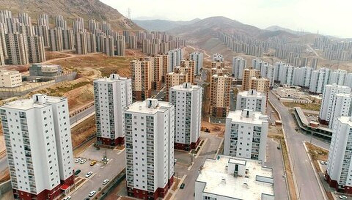 دولت باید به مسکن کارگری ورود کند دولت باید به مسکن کارگری ورود کند