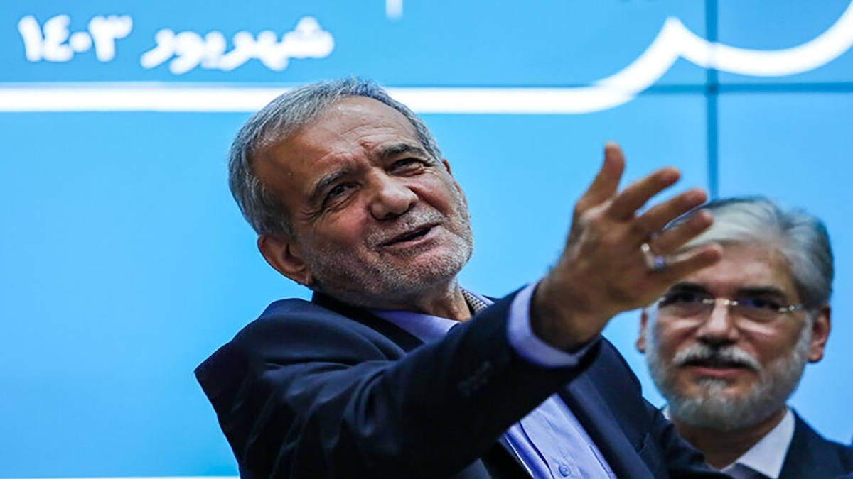 پزشکیان به دانشگاه تهران میرود پزشکیان به دانشگاه تهران میرود