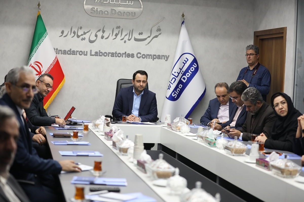 مدیرعامل بانک صادرات: راهبرد بانک صادرات ایران رفع دغدغههای صنعت دارو است مدیرعامل بانک صادرات: راهبرد بانک صادرات ایران رفع دغدغههای صنعت دارو است