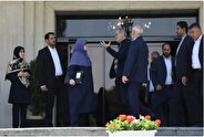 گزارشی از نشست امروز رئیسجمهور و وزرا در حاشیه جلسه هیات دولت گزارشی از نشست امروز رئیسجمهور و وزرا در حاشیه جلسه هیات دولت