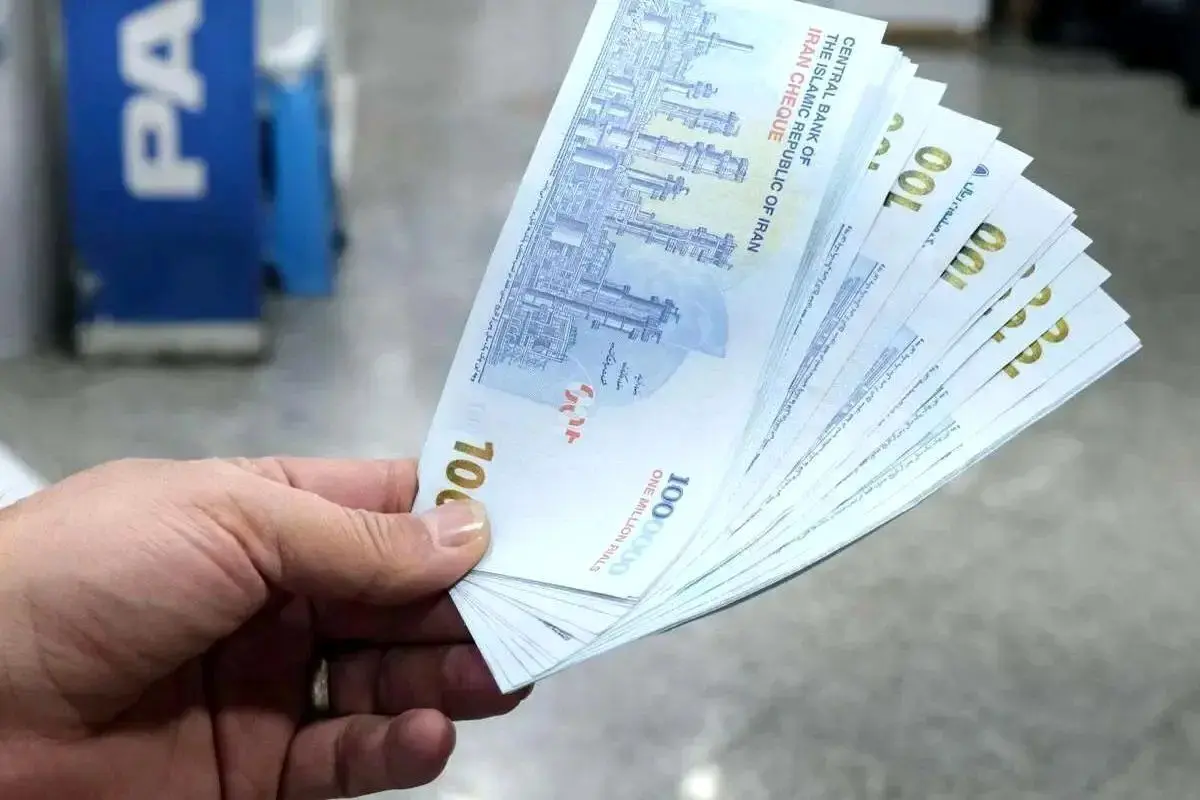 جزئیات افزایش حقوق کارمندان دولت در سال ۱۴۰۴ جزئیات افزایش حقوق کارمندان دولت در سال ۱۴۰۴