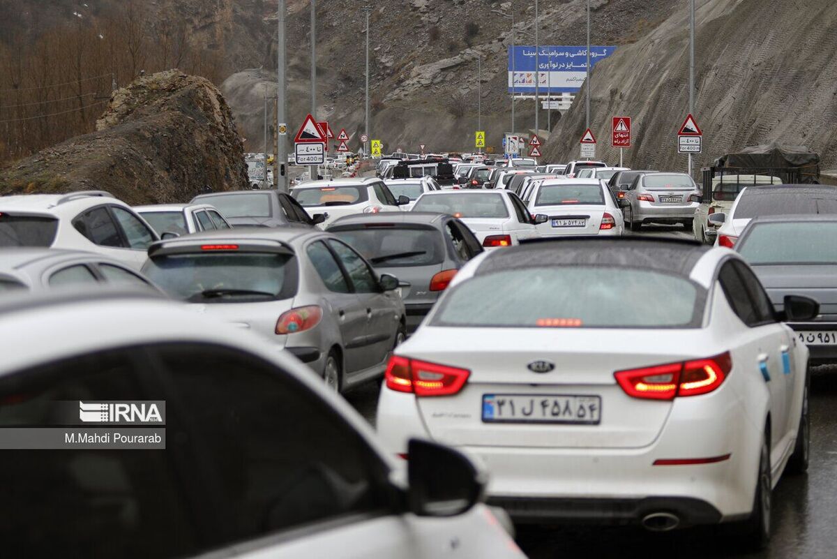 ترافیک سنگین در محور چالوس و آزادراه تهران-شمال ترافیک سنگین در محور چالوس و آزادراه تهران-شمال