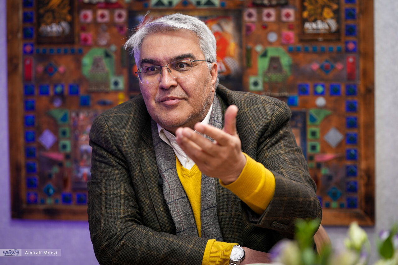 چشم‌انداز بازار خودرو در شرایط اقتصادی پیچیده/ کاکایی: تورم بالای ۴۰ درصد، تقاضای واقعی را از بازار فراری داد