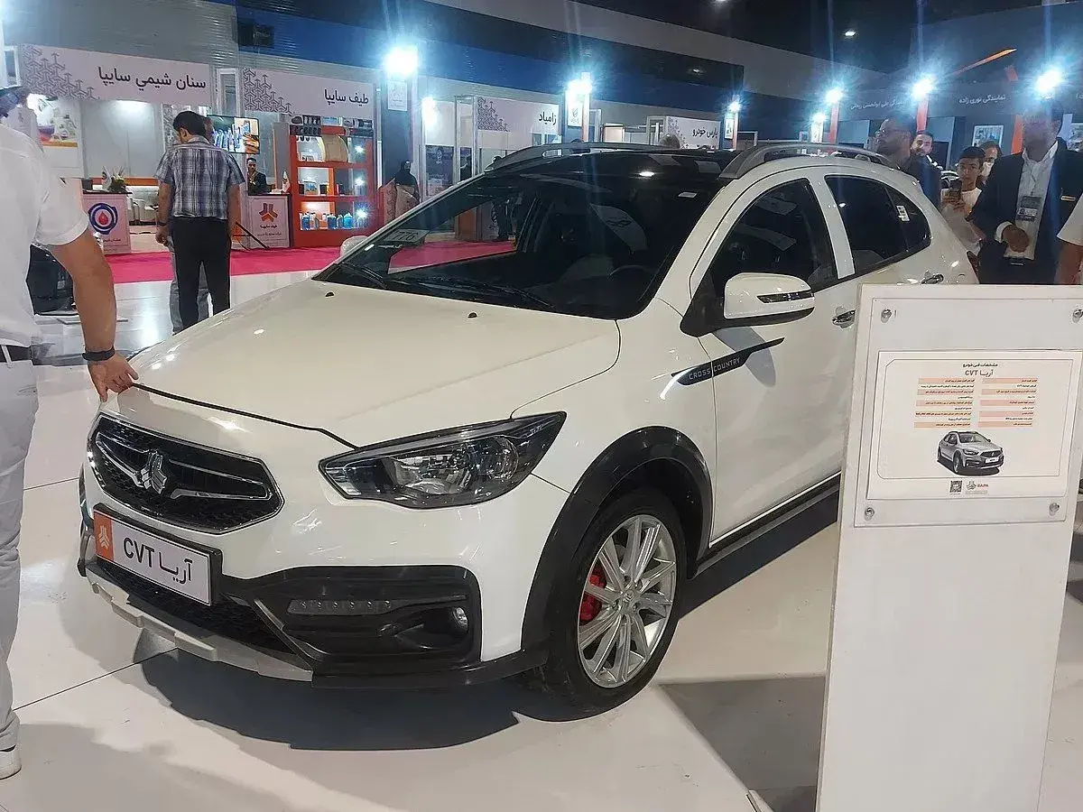 سایپا از نخستین خودروی پلاگین هیبرید ایران رونمایی میکند