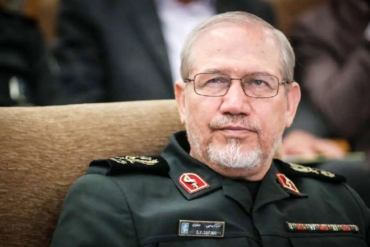 رحیم‌صفوی: محل جلسات نتانیاهو را می‌دانیم/ مراکز موشکی مورد حمله تخلیه شده بودند