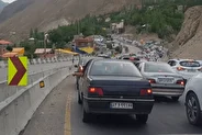 مرکز مدیریت راه‌های کشور از سنگینی ترافیک در محورهای هراز و چالوس، به‌ویژه در مسیرهای منتهی به جنوب خبر داد. همزمان، چندین محور مواصلاتی مهم مسدود اعلام شده و مه گرفتگی ارتفاعات، شرایط را برای رانندگان دشوارتر کرده است.