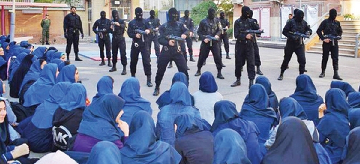 نيروي انتظامي چه رسالتي جز مسائل امنيتي در مدرسه دارد؟ نيروي انتظامي چه رسالتي جز مسائل امنيتي در مدرسه دارد؟