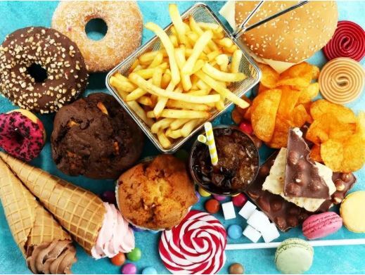 غذاهایی که خطر ابتلا به دیابت را افزایش می‌دهند