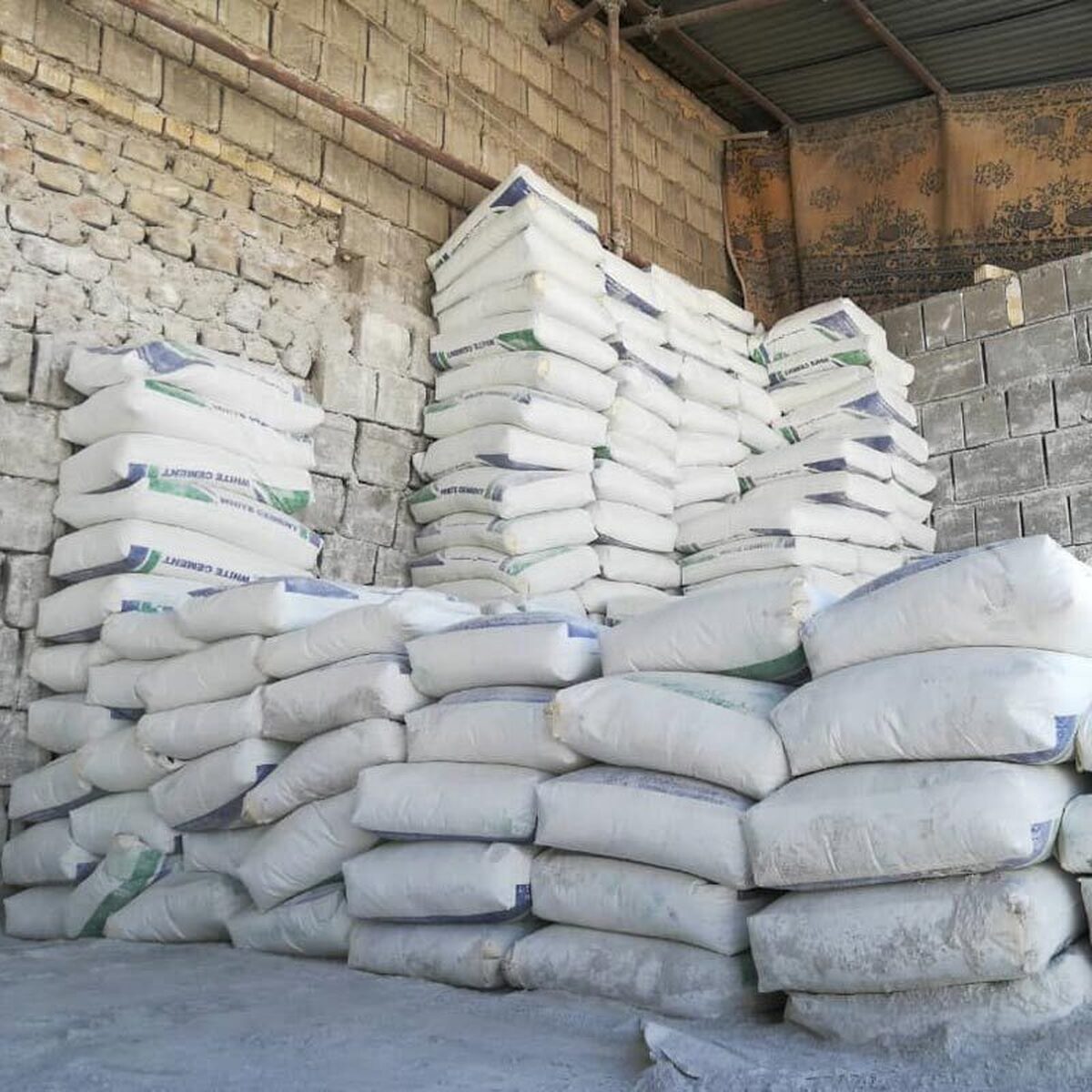 قیمت سیمان امروز ۷ اردیبهشت ۱۴۰۴ / بازار در منطقه قبل ماندگار شد قیمت سیمان امروز ۷ اردیبهشت ۱۴۰۴ / بازار در منطقه قبل ماندگار شد