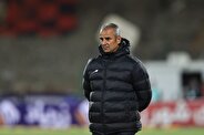 سرمربی پرسپولیس با تقویت کادرفنی مخالفت کرد