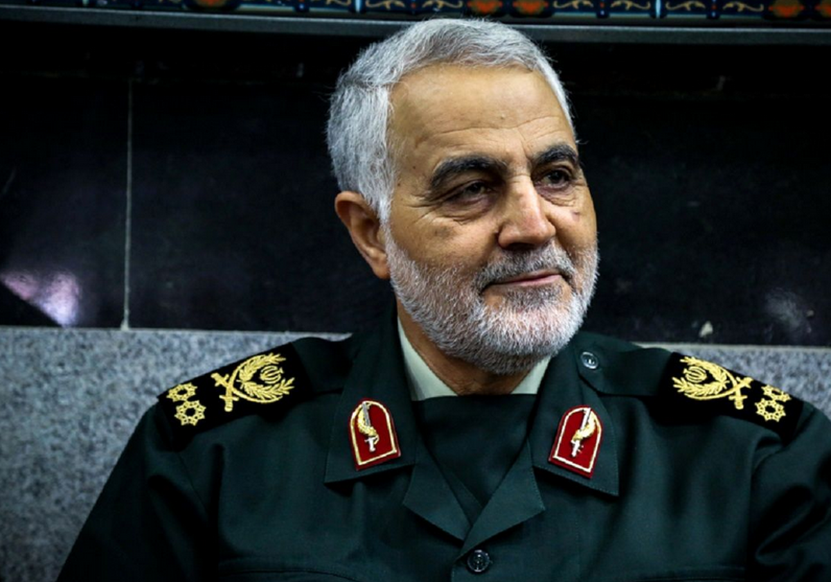 عکس؛ سفر در زمان؛ «سرلشکر باقری، سردار سلیمانی و عزیز جعفری» در طبیعت؛ دهه 60