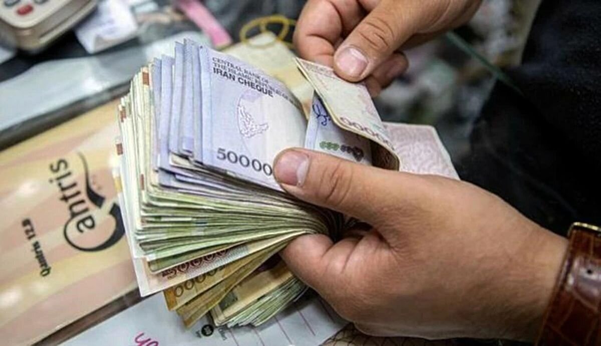 روزهای دورکاری از حقوق کارمندان کسر خواهد شد؟