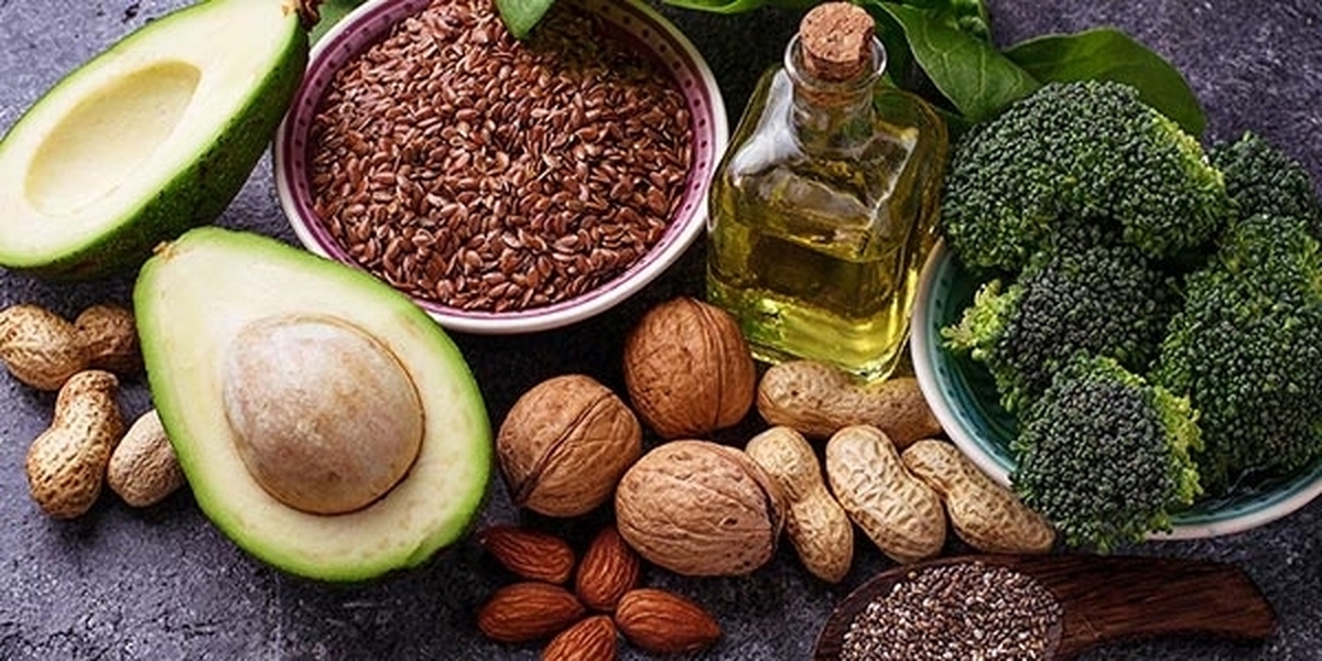 این مواد غذایی سرشار از امگا ۳ هستند