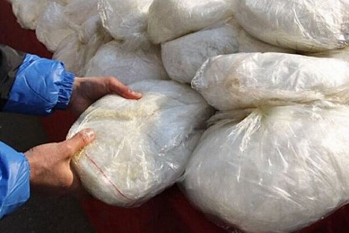 کشف یک تن از انواع مواد مخدر در کرمان