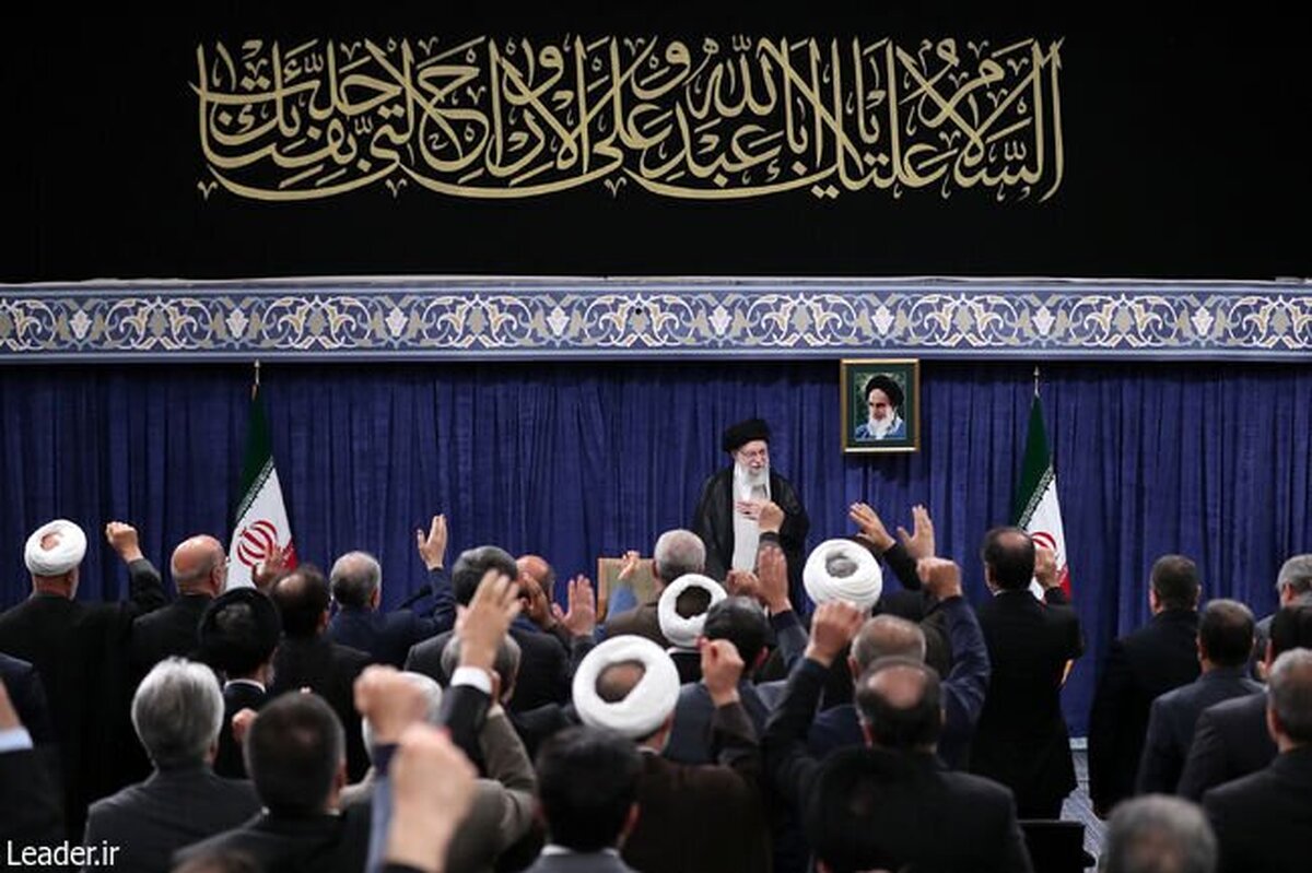 رهبر انقلاب: ملت با جهتگیریهای گوناگون سیاسی و وزن متفاوت مذهبی پای ایران عزیز ایستاد/ خداوند نصرت ملت ایران را تضمین کرده است رهبر انقلاب: ملت با جهتگیریهای گوناگون سیاسی و وزن متفاوت مذهبی پای ایران عزیز ایستاد/ خداوند نصرت ملت ایران را تضمین کرده است