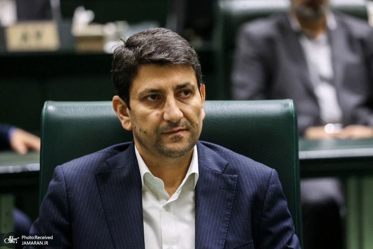 واکنش وزیر ارتباطات به ماجرای اینترنت طبقاتی: مبارزه با ناامنی دیجیتال و فیلترشکن بازی نیازمند اتخاذ تصمیم درست و اعتماد به مردم است واکنش وزیر ارتباطات به ماجرای اینترنت طبقاتی: مبارزه با ناامنی دیجیتال و فیلترشکن بازی نیازمند اتخاذ تصمیم درست و اعتماد به مردم است