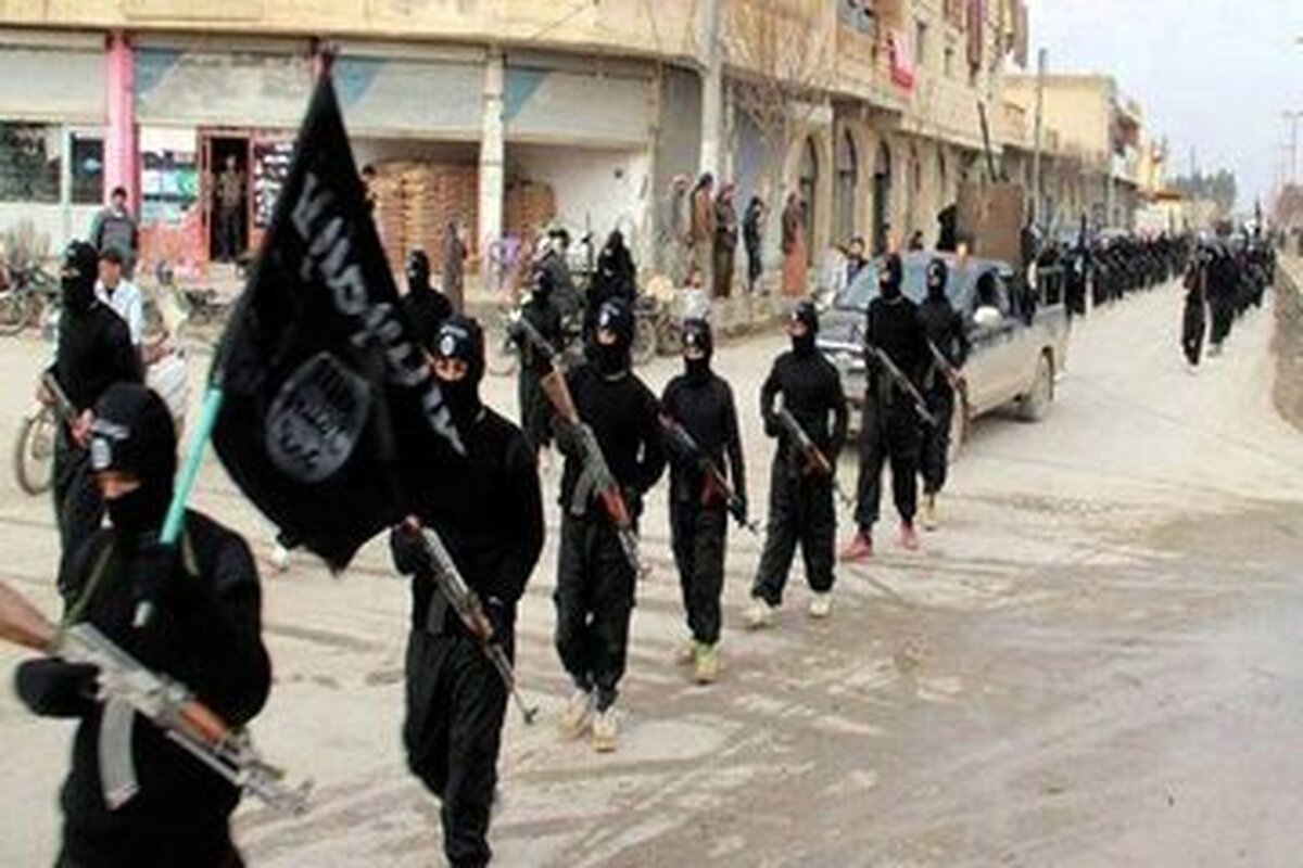 سرکرده داعش و دستیارش در مرز عراق و سوریه با یک پهپاد ناشناس کشته شدند