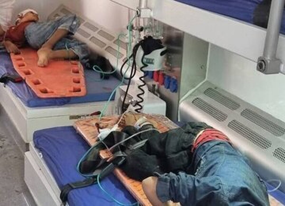 آخرین خبر از وضعیت مصدومان حادثه واژگونی اتوبوس در محور فیروزآباد ـ کوار