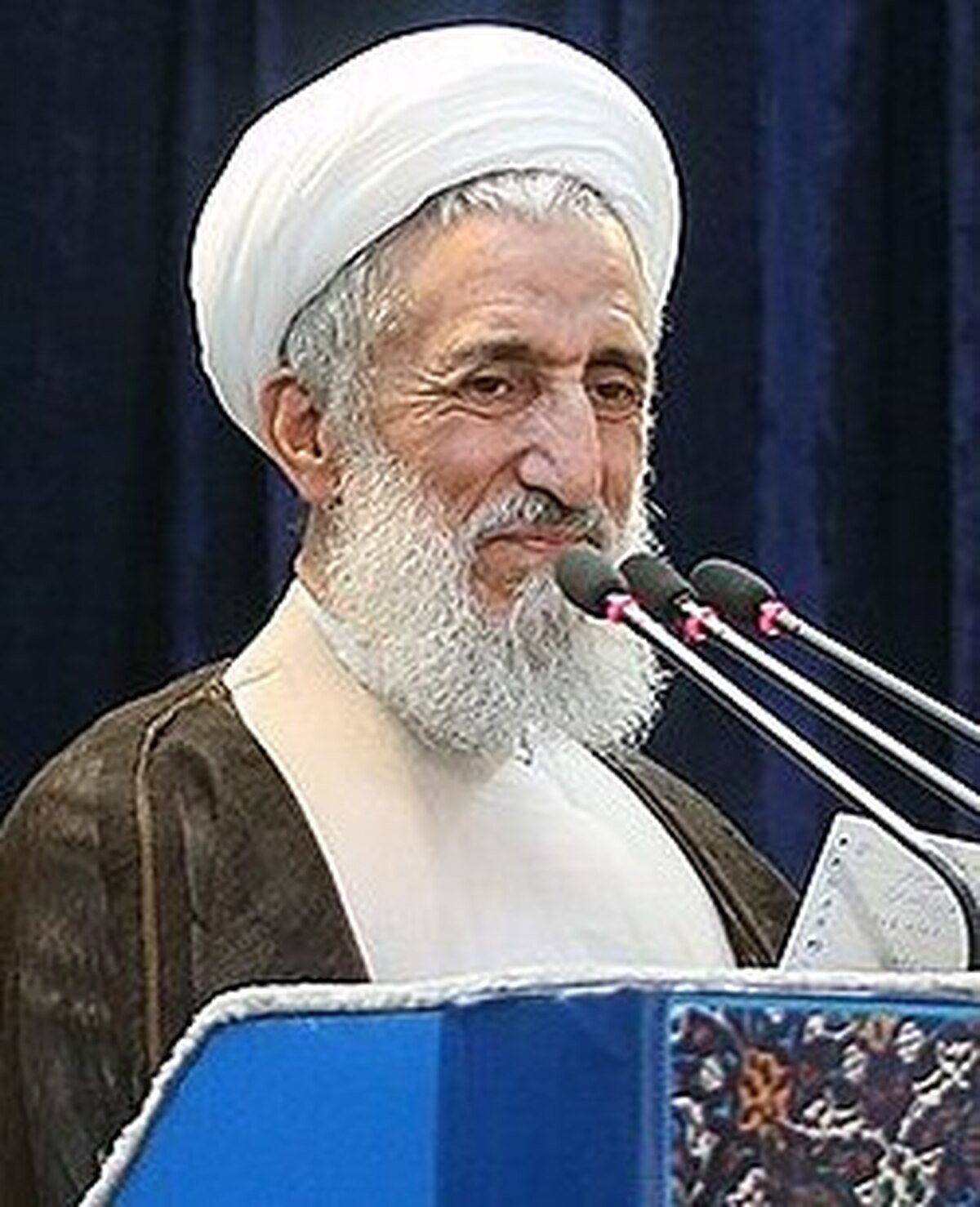 چرا کاظم صدیقی استعفا نمی‌دهد؟