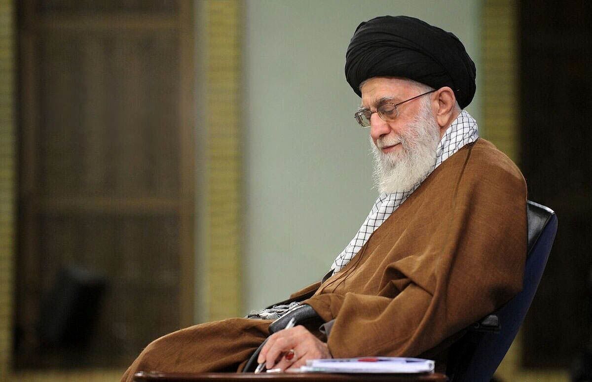 رهبر انقلاب: رژیم صهیونی در زیر ضربات جمهوری اسلامی تقریباً از پا درآمد و لِه شد رهبر انقلاب: رژیم صهیونی در زیر ضربات جمهوری اسلامی تقریباً از پا درآمد و لِه شد