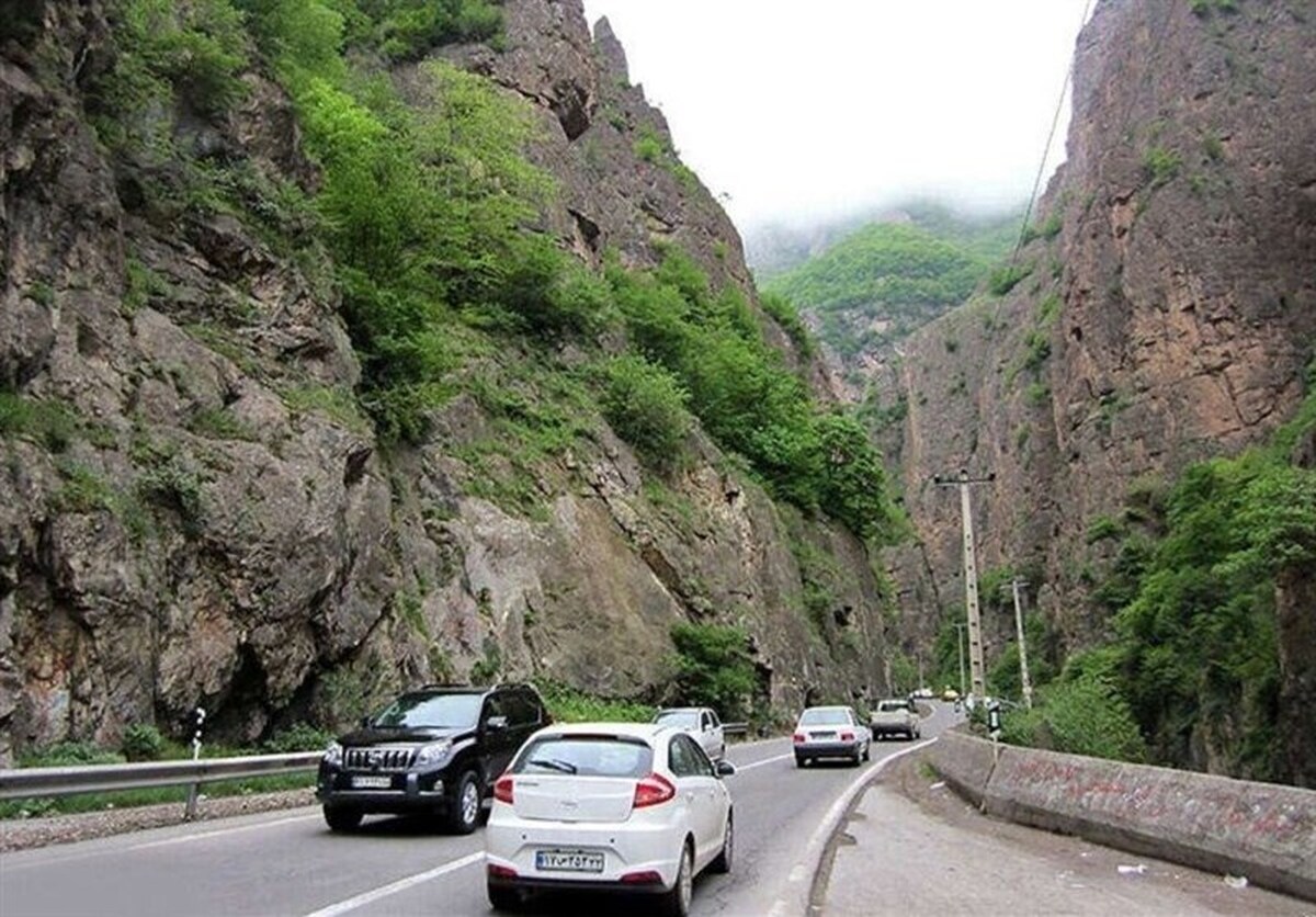 ترافیک سنگین در محورهای شمالی و آزادراه کرج ـ تهران ترافیک سنگین در محورهای شمالی و آزادراه کرج ـ تهران