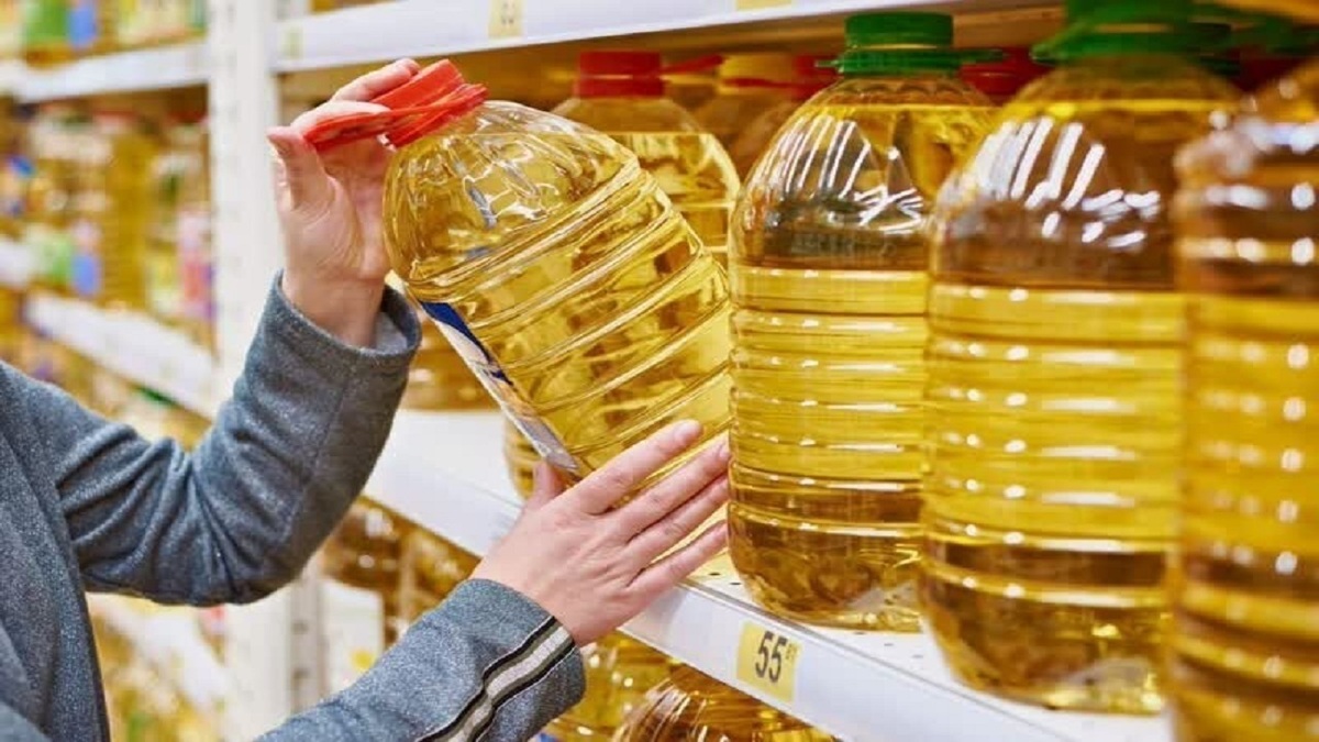 توزیع ماهانه روغن به ۲۰۰ هزارتن رسید توزیع ماهانه روغن به ۲۰۰ هزارتن رسید