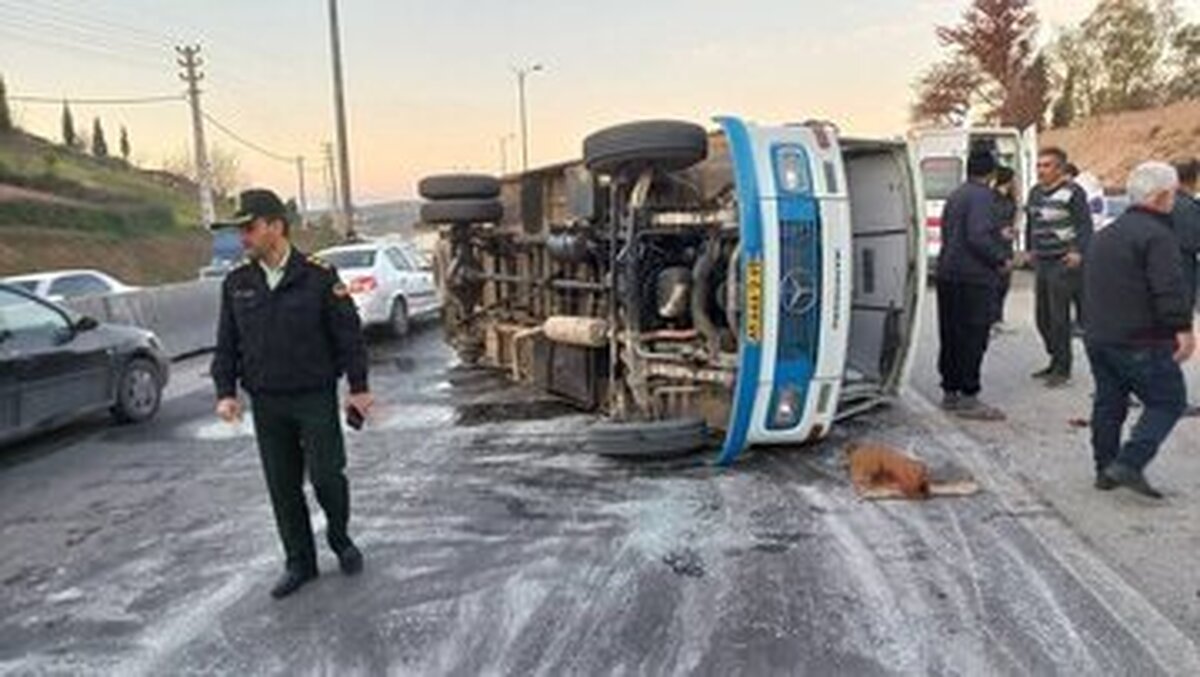 جزئیات واژگونی مرگبار مینی بوس در این شهر/ آمار مصدومان