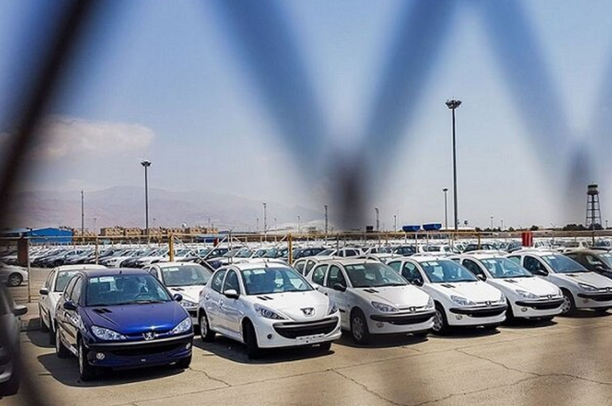 وضعیت خودرو در بازار امروز دوشنبه ۲۰ مرداد / دنا، شاهین و هایما گران شد
