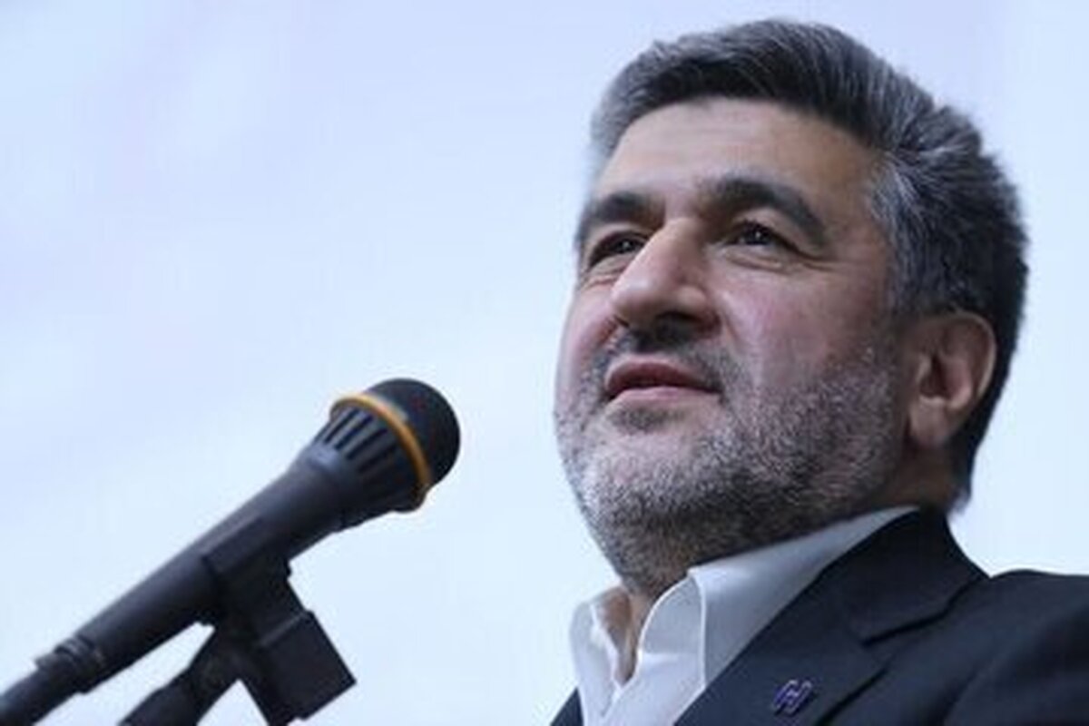 رییس سازمان بورس : بازار سرمایه جای حرکت انتحاری نیست