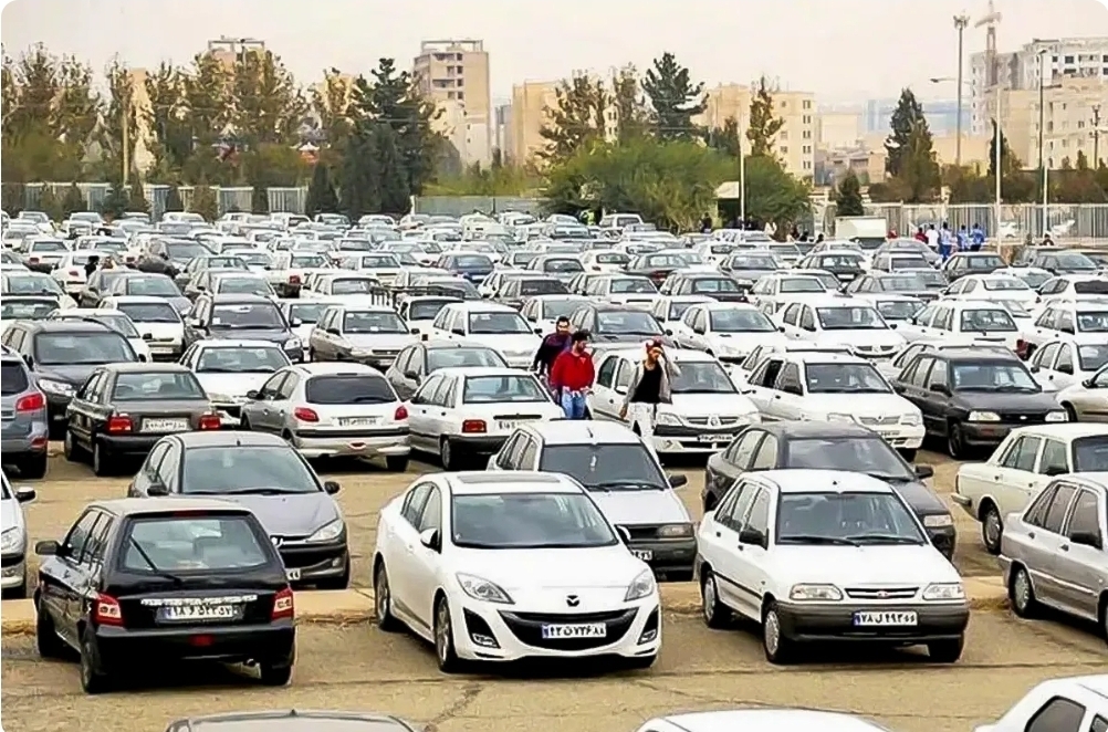 قیمت خودرو در بازار آزاد جمعه ۲۴ مرداد ماه