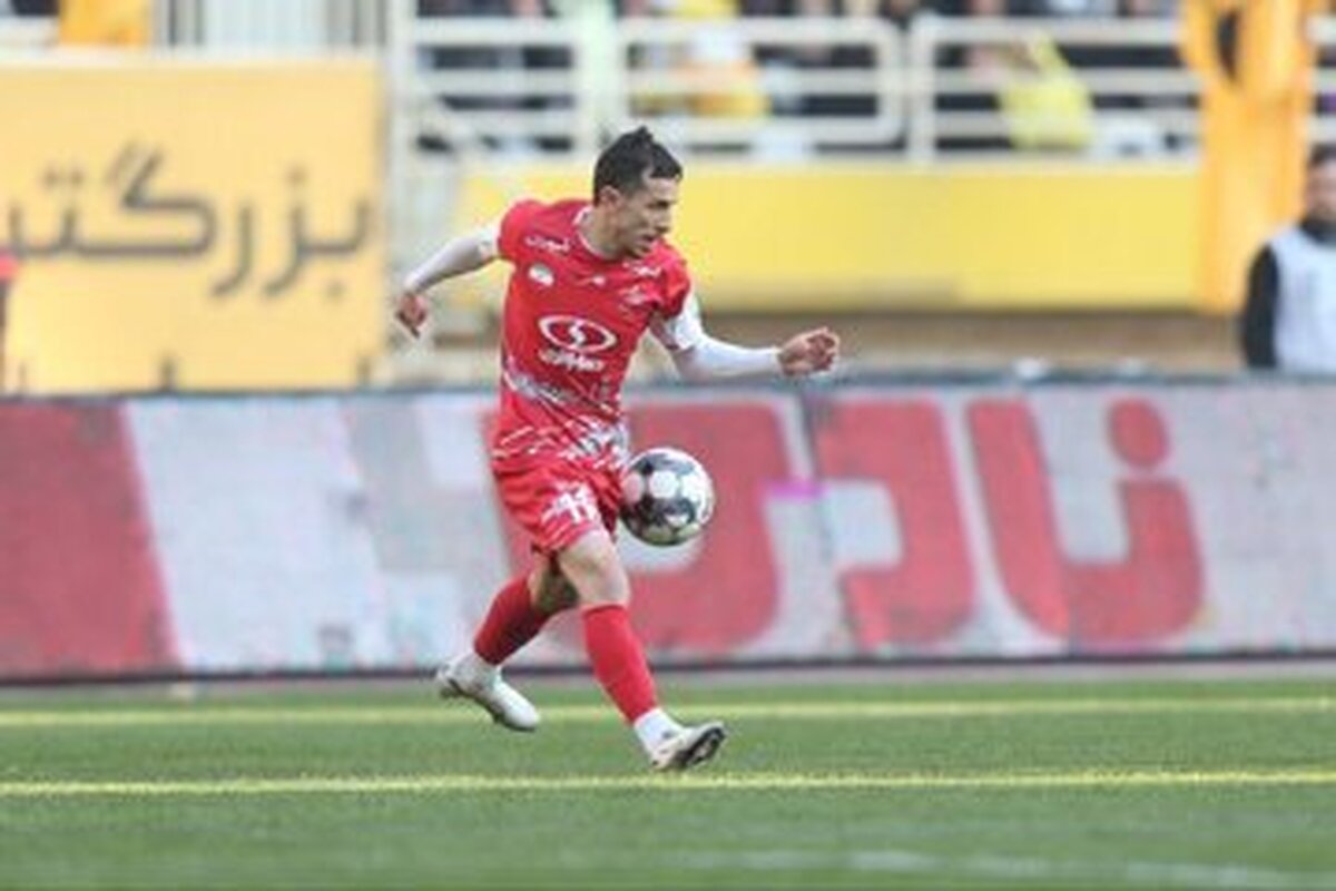 سپاهان به دنبال جذب یک بازیکن پرسپولیس