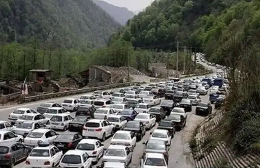ترافیک سنگین در جاده کرج – چالوس / رانندگان احتیاط کنند