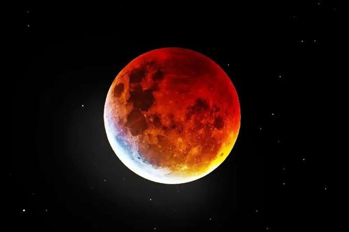 ماه خونین، امشب آسمان ایران را قرمز میکند